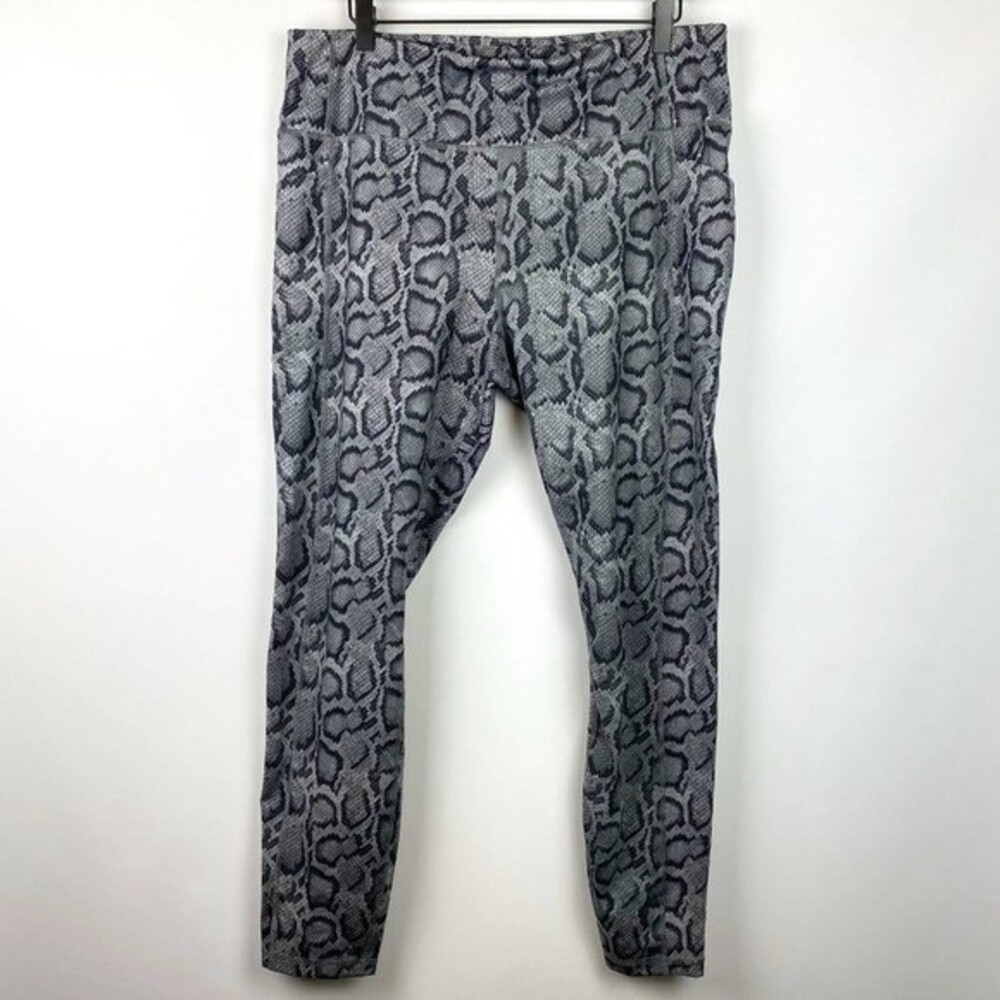 Avia Leggins Womens Snakeskin Size XXL 2XL Gray Side Pockets Stretch Casual
